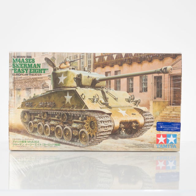 Model Kits Ontario Regiment RCAC Museum